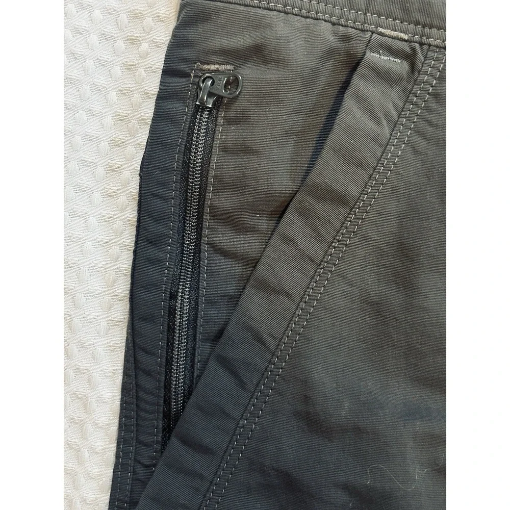 The North Face Men's Shorts Size 32 Nylon - Outdoor Hiking Charcoal Gray AXEZ